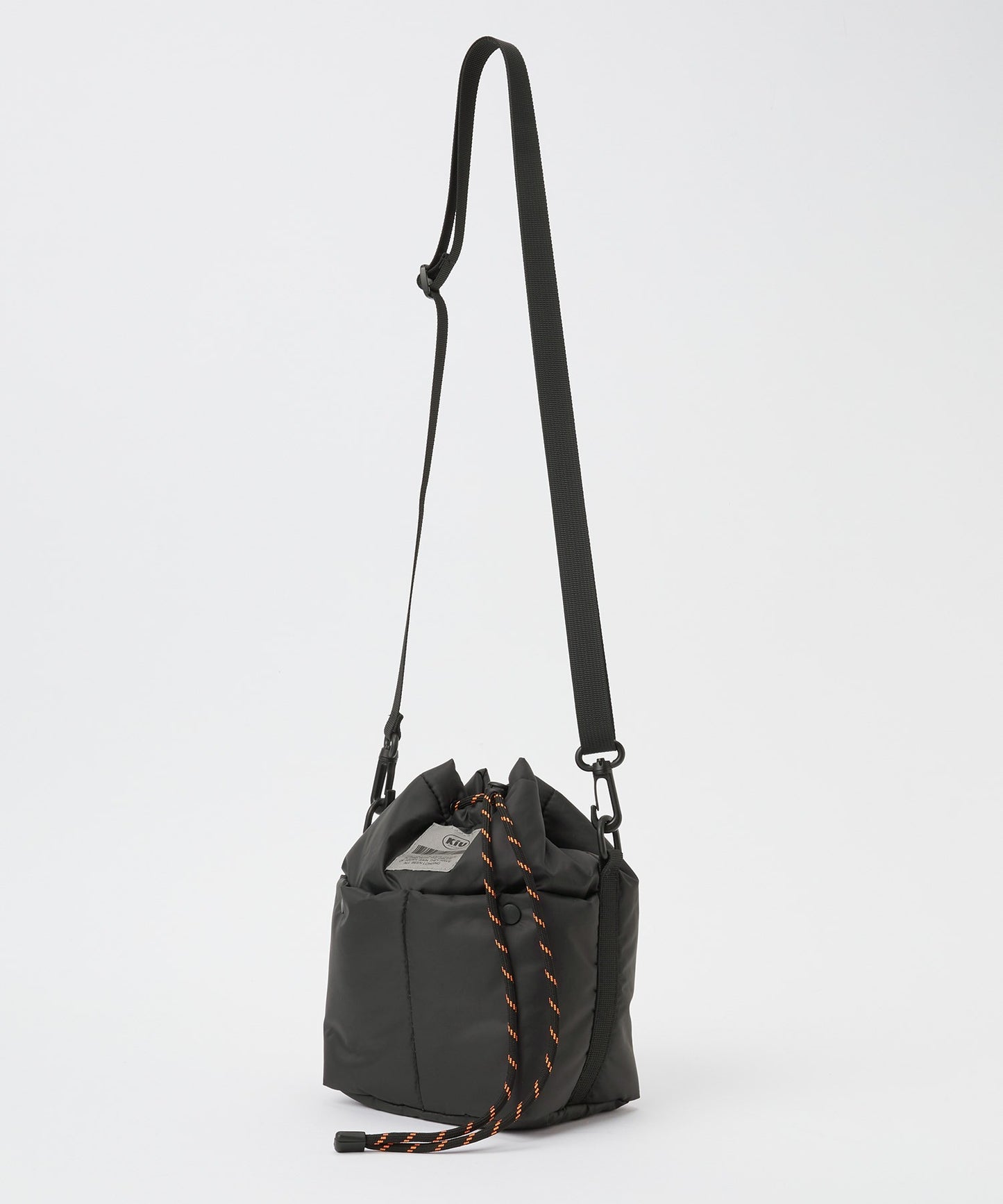 KiU 2WAY water repellent mini shoulder bag 防水抽繩斜背小包