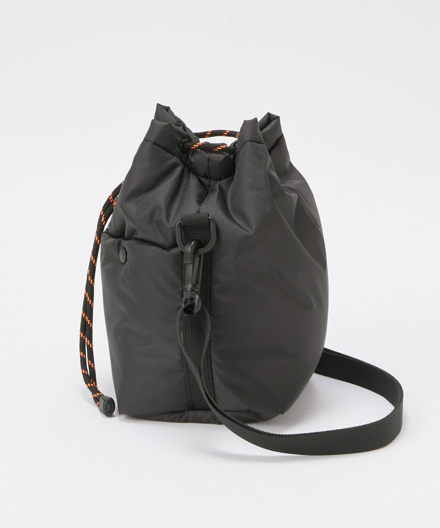 KiU 2WAY water repellent mini shoulder bag 防水抽繩斜背小包