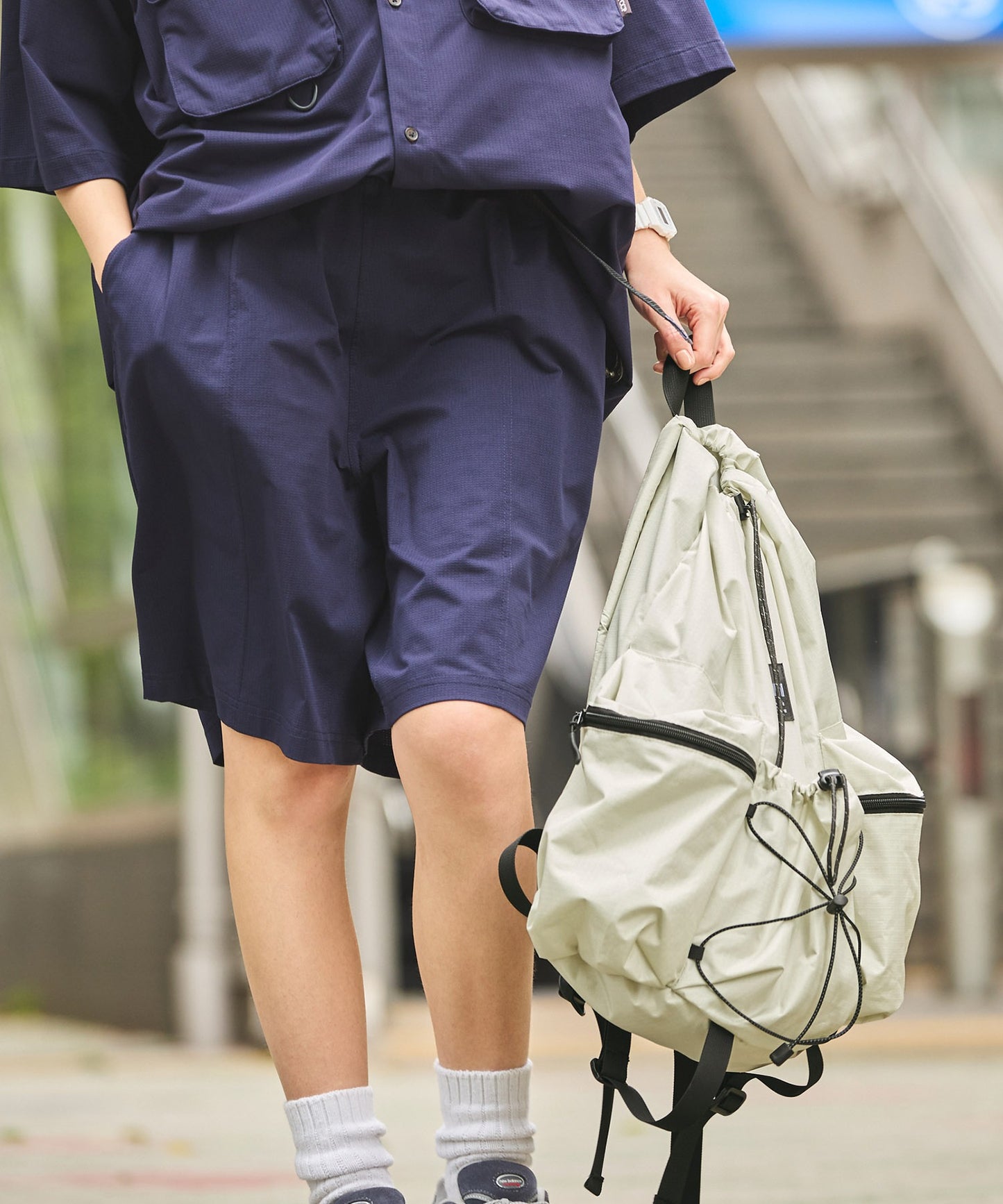 KiU water repellent drawstring shirring backpack 防水抽繩後背包