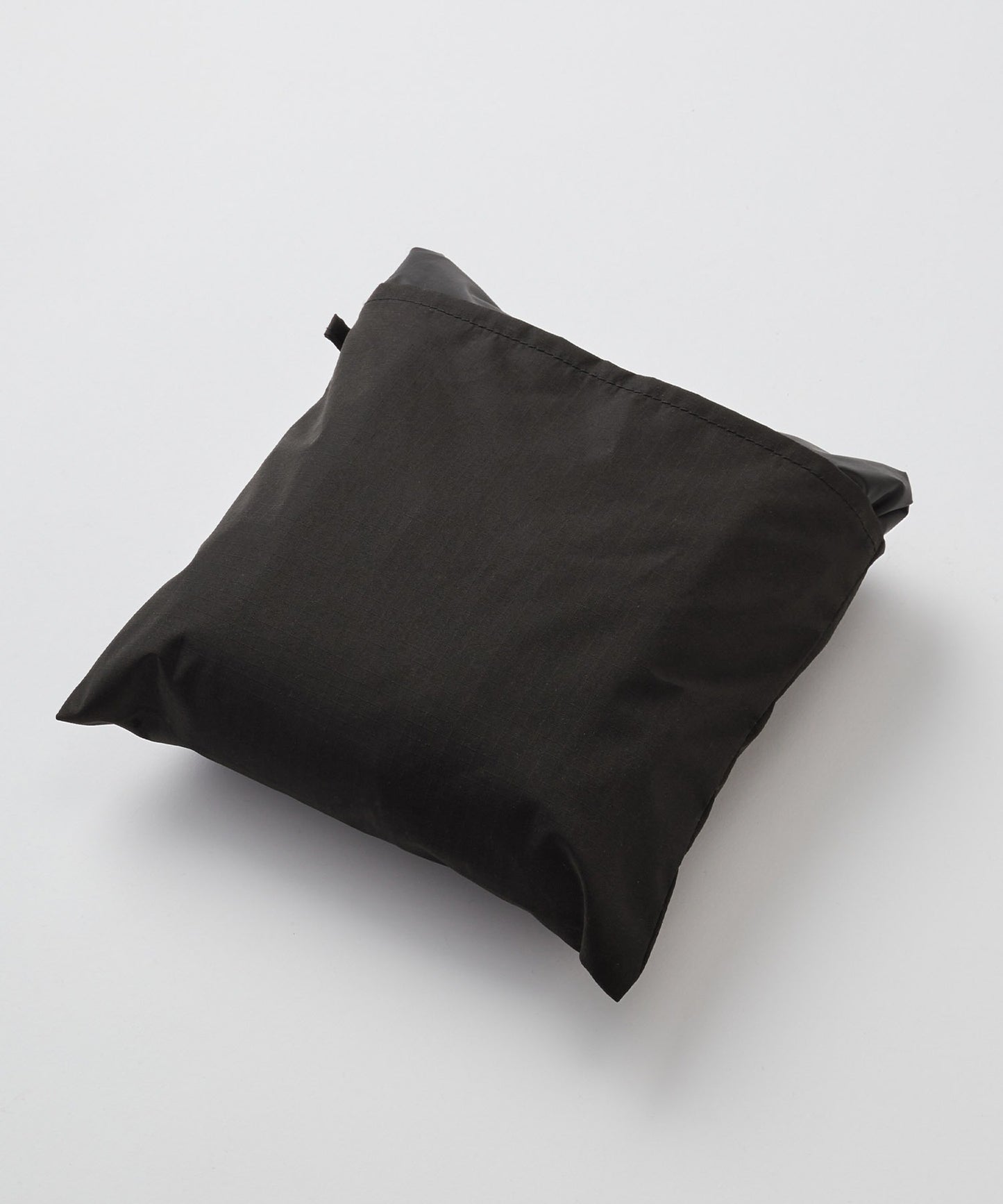 KiU water repellent drawstring shirring backpack 防水抽繩後背包