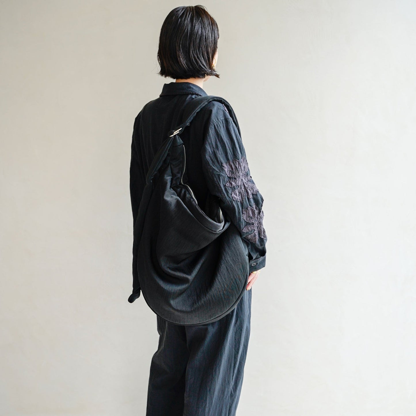 ITTI ANNIE PUFFER BIG MOON BAG / CERATO BRIGHT 絨感大月亮包