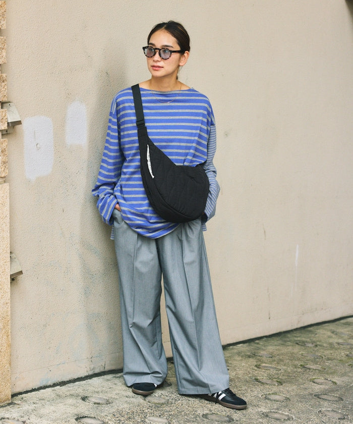 WEEKEND(ER)×FREAK'S STORE 獨家設計半月絎縫斜背包