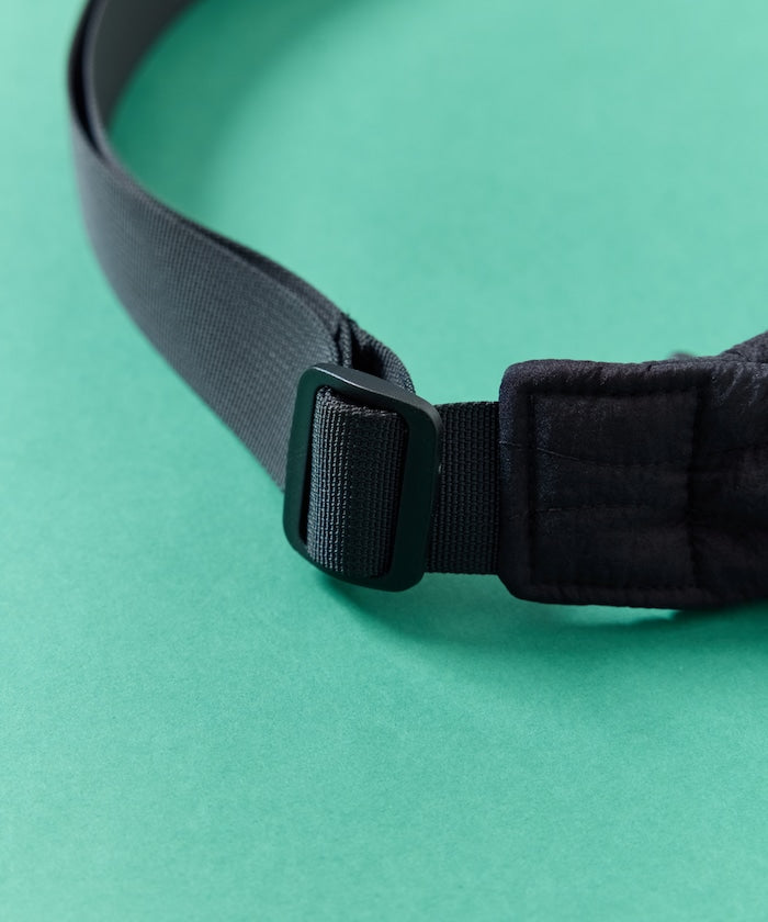 WEEKEND(ER)×FREAK'S STORE 獨家設計半月絎縫斜背包