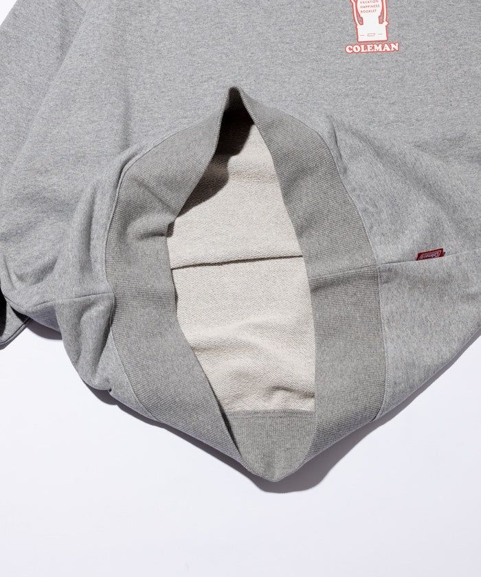 Coleman 獨家設計戶外裝備主題圓領大學T