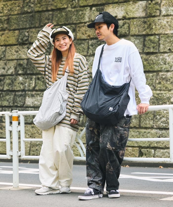 POLeR PACKABLE SHOULDER BAG 獨家設計可折疊收納肩背包