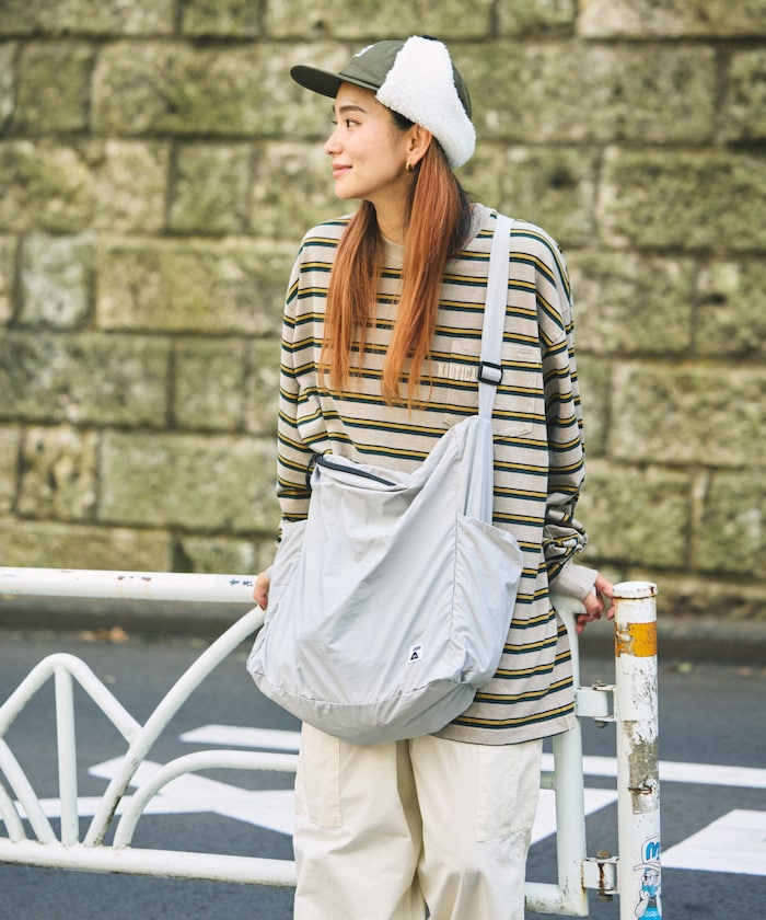 POLeR PACKABLE SHOULDER BAG 獨家設計可折疊收納肩背包