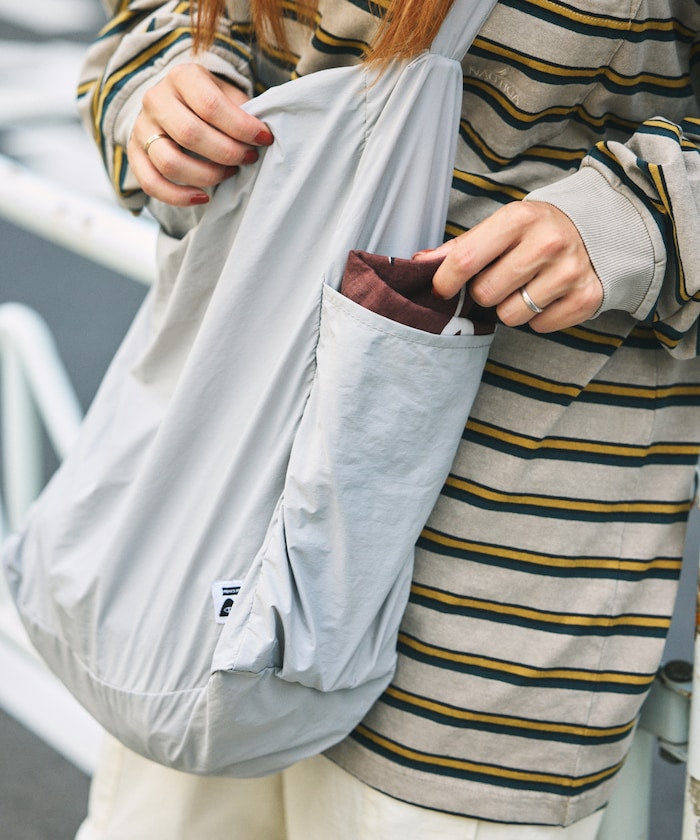 POLeR PACKABLE SHOULDER BAG 獨家設計可折疊收納肩背包