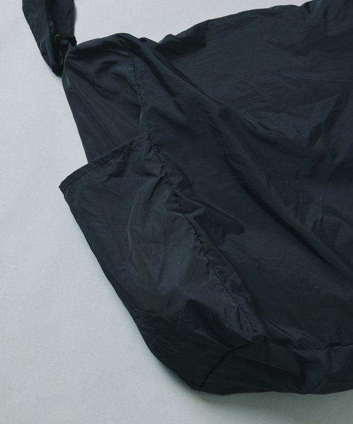 POLeR PACKABLE SHOULDER BAG 獨家設計可折疊收納肩背包