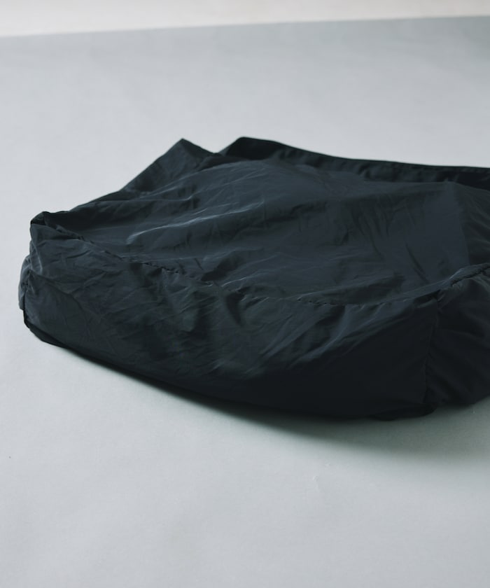 POLeR PACKABLE SHOULDER BAG 獨家設計可折疊收納肩背包