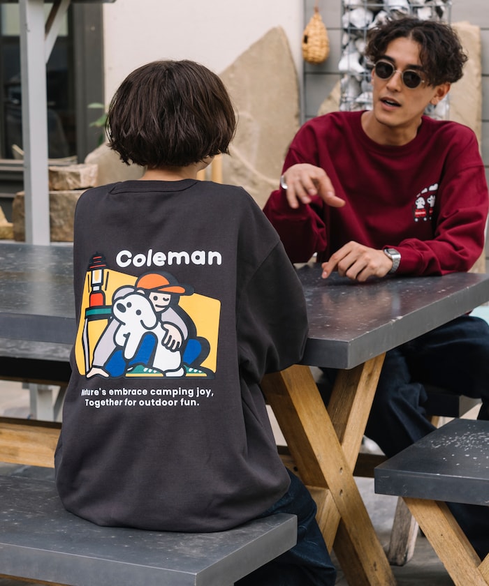 Coleman × Matsui × FREAK'S STORE 聯名款限定圓領大學T-Matsui Hug