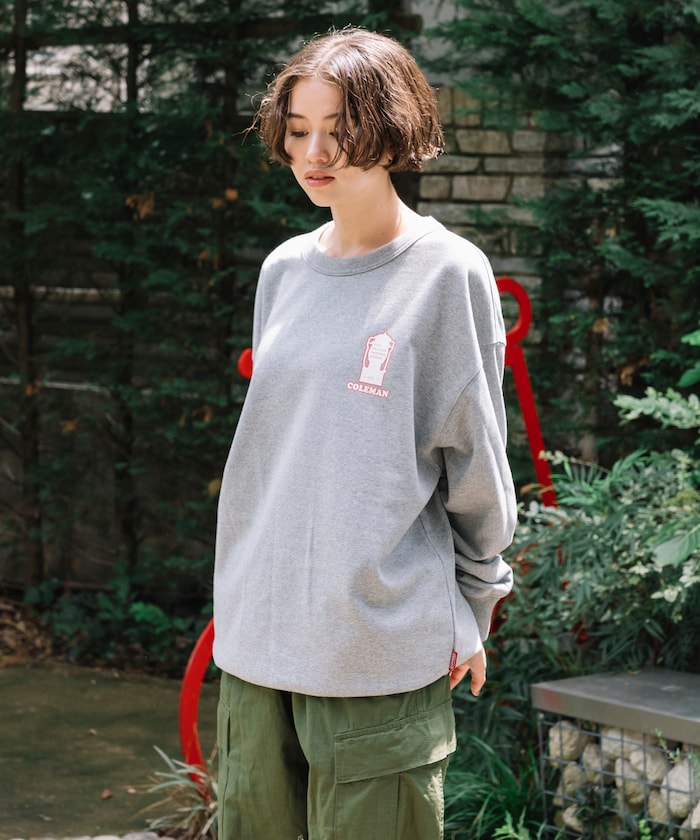 Coleman 獨家設計戶外裝備主題圓領大學T