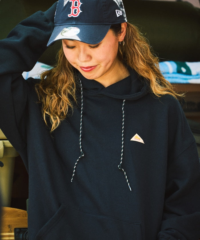 KELTY×FREAK'S STORE 限量復古Logo刺繡連帽大學T 2025秋冬款