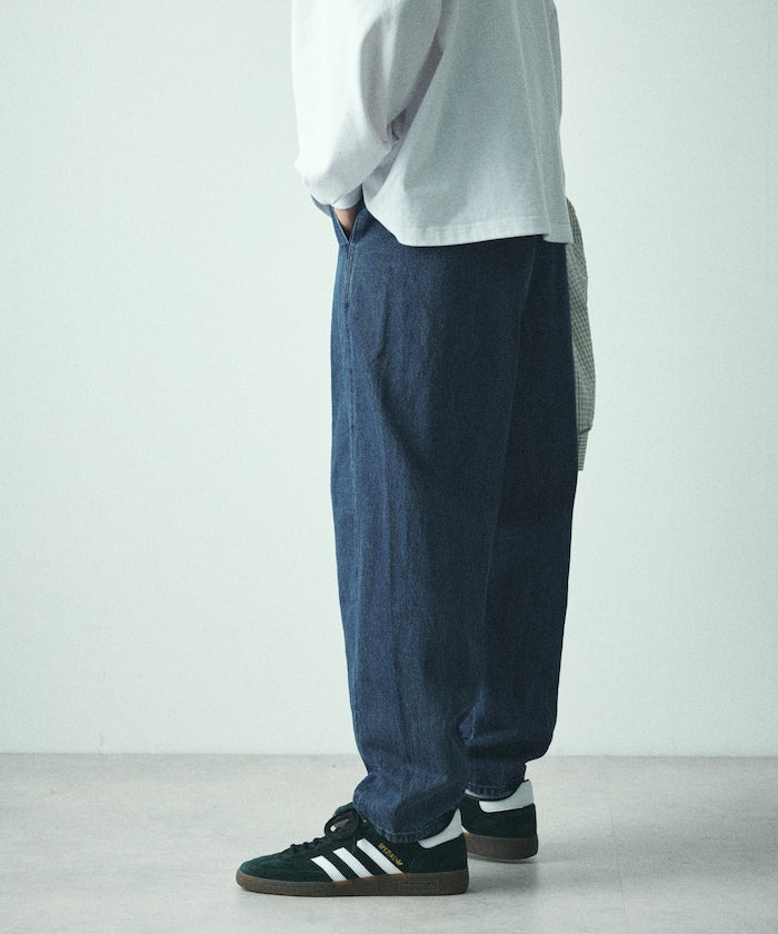FREAK'S STORE Wide silhouette curved Pants 寬版錐形褲