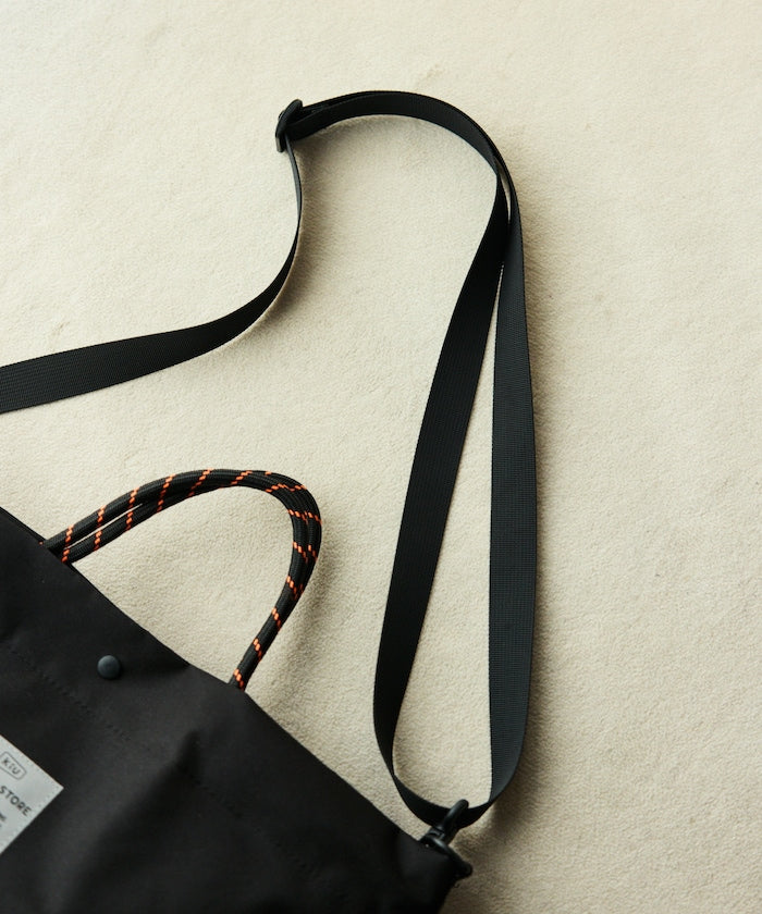 KiU 2WAY 600D 多功能托特包