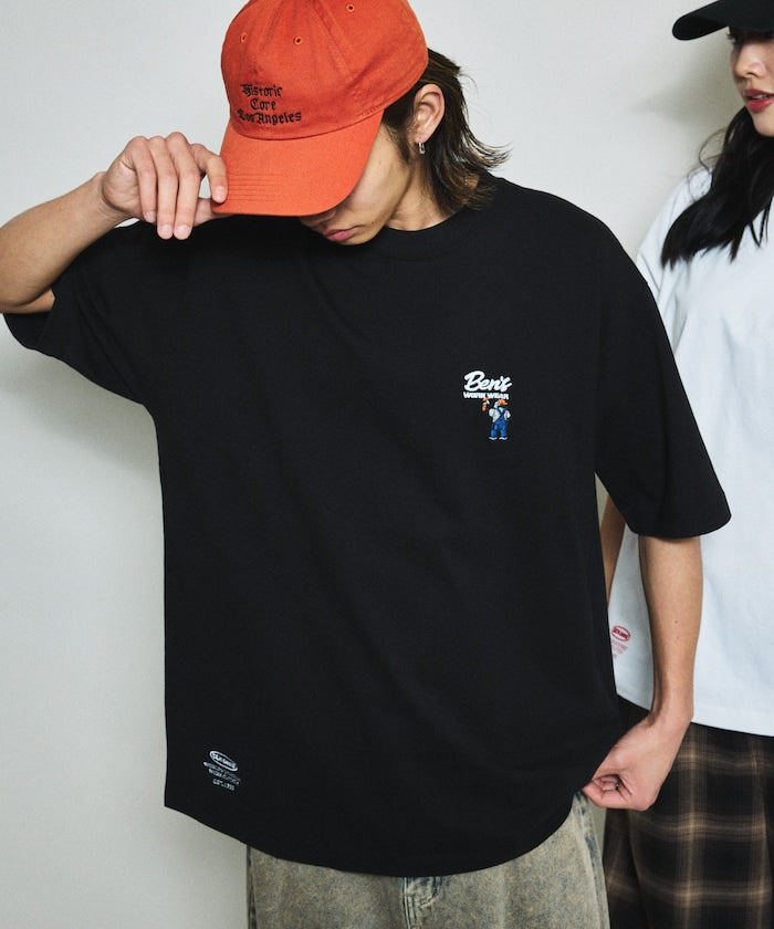 BEN DAVIS × FREAK'S STORE 限定寬版刺繡圓領T恤