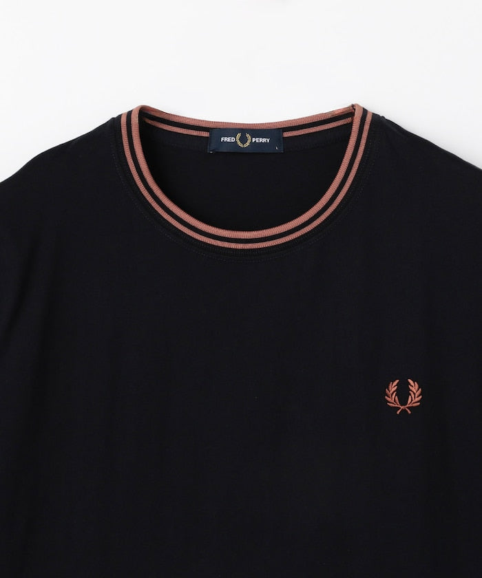 FRED PERRY Twin Tipped T-Shirt / M1588 簡約刺繡短袖T恤