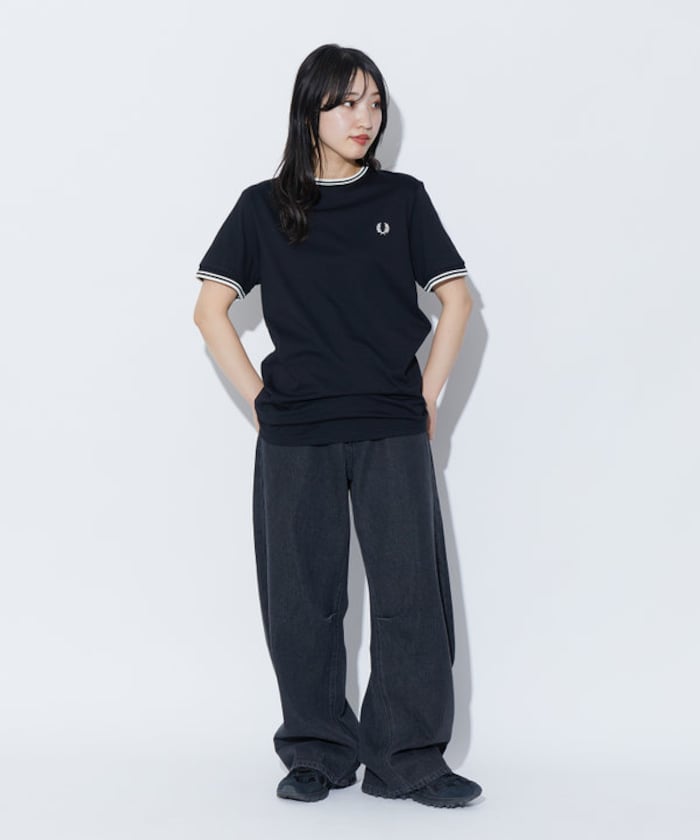 FRED PERRY Twin Tipped T-Shirt / M1588 簡約刺繡短袖T恤