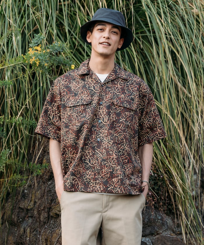 FREAK'S STORE Relaxed fit Batik print open collar shirt / Leaf Pattern 印花短袖襯衫