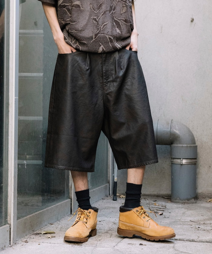 FREAK'S STORE Vintage-like leatherette baggy shorts 復古皮革寬鬆短褲
