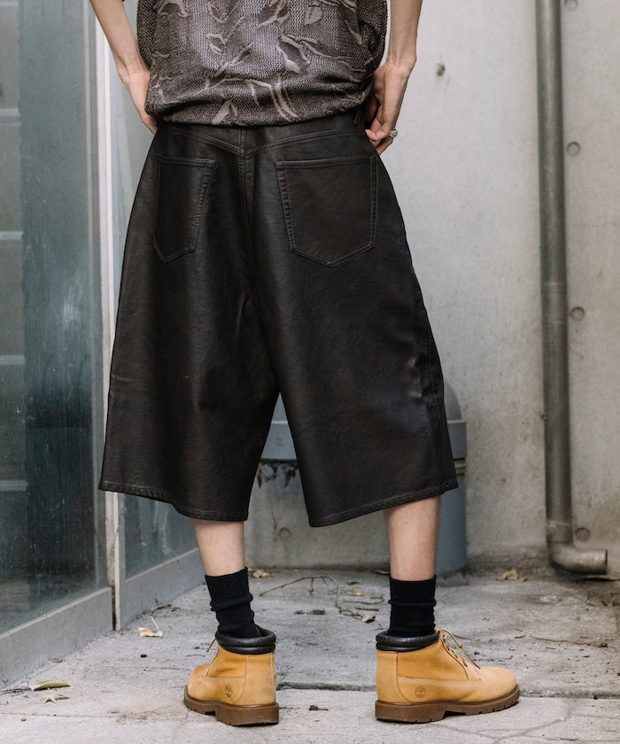 FREAK'S STORE Vintage-like leatherette baggy shorts 復古皮革寬鬆短褲