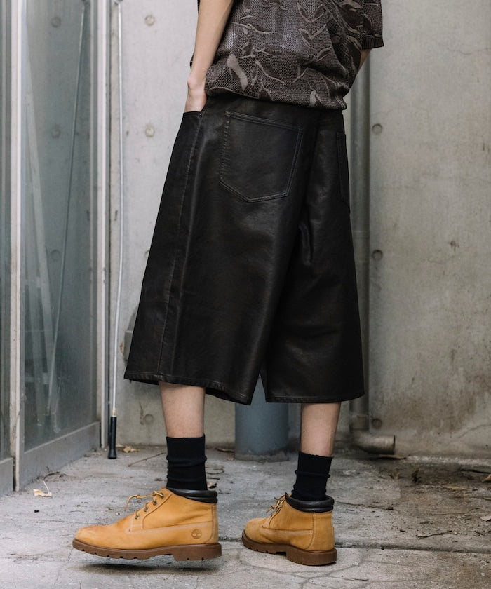 FREAK'S STORE Vintage-like leatherette baggy shorts 復古皮革寬鬆短褲