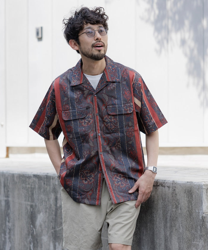 FREAK'S STORE Relaxed Fit Batik Print Open Collar Shirt/Floral 印花短袖襯衫