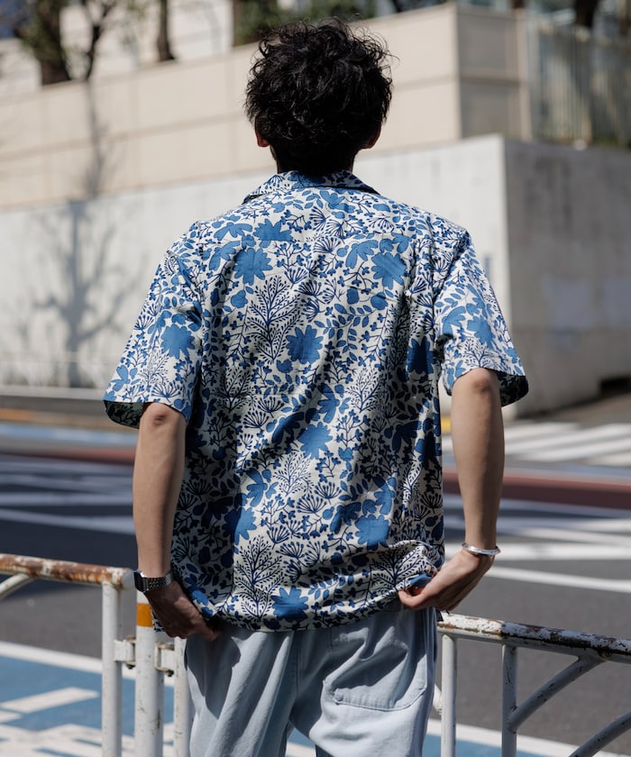 FREAK'S STORE Relaxed fit Batik print open collar shirt / tree pattern 印花短袖襯衫