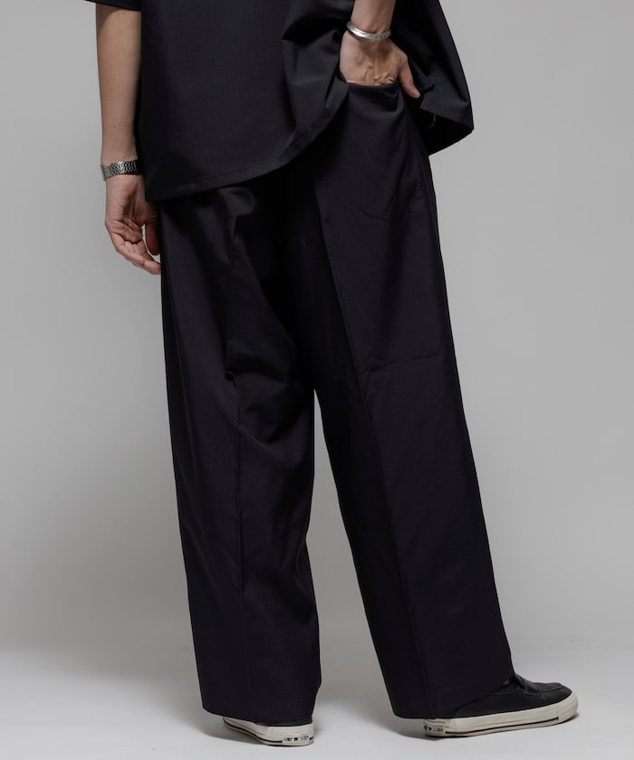 FREAK'S STORE Reflax Functional Material Wide Silhouette Easy Slacks Pants 寬版休閒西裝褲