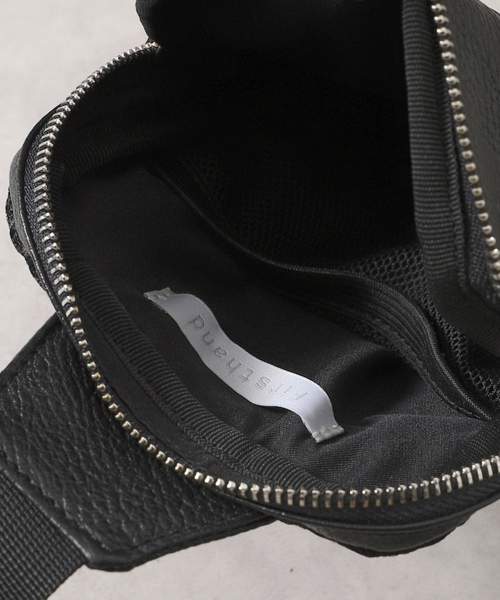 Firsthand Water-repellent leather Mini Shoulder bag 側背包