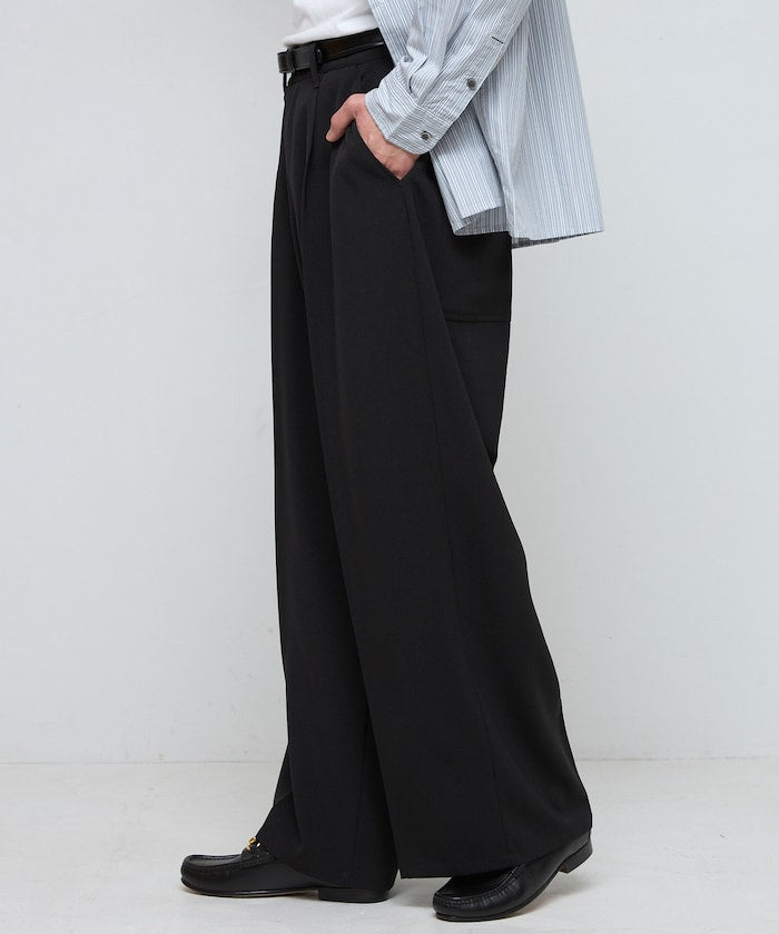 Firsthand Wide straight Slacks 寬版打褶休閒褲