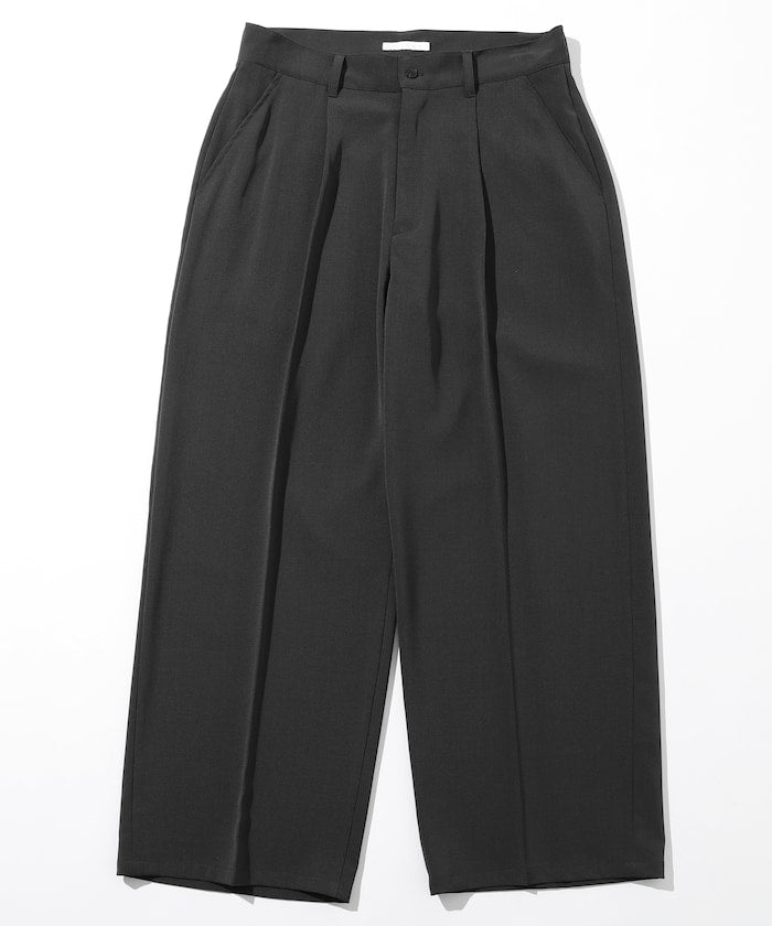 Firsthand Wide straight Slacks 寬版打褶休閒褲