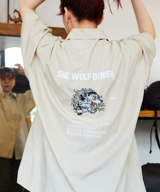 FREAK'S STORE x SHE WOLF DINER Big Silhouette Design Embroidered S/S Shirt 刺繡短袖襯衫