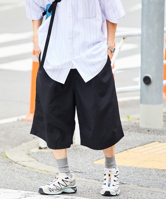 FREAK'S STORE Loose fit nylon tuck wide easy shorts 寬版尼龍休閒短褲
