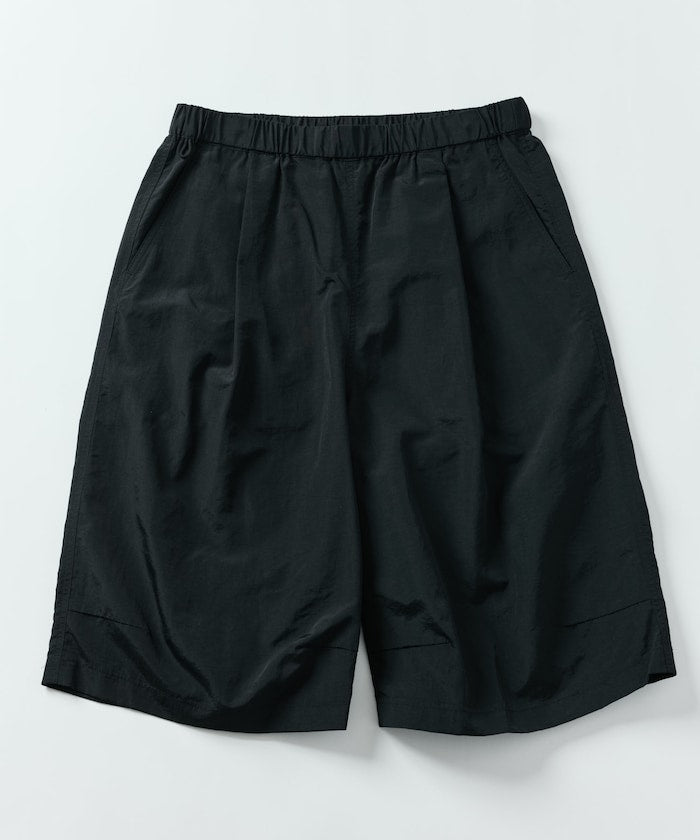 FREAK'S STORE Loose fit nylon tuck wide easy shorts 寬版尼龍休閒短褲