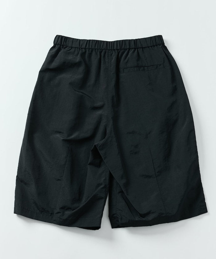 FREAK'S STORE Loose fit nylon tuck wide easy shorts 寬版尼龍休閒短褲