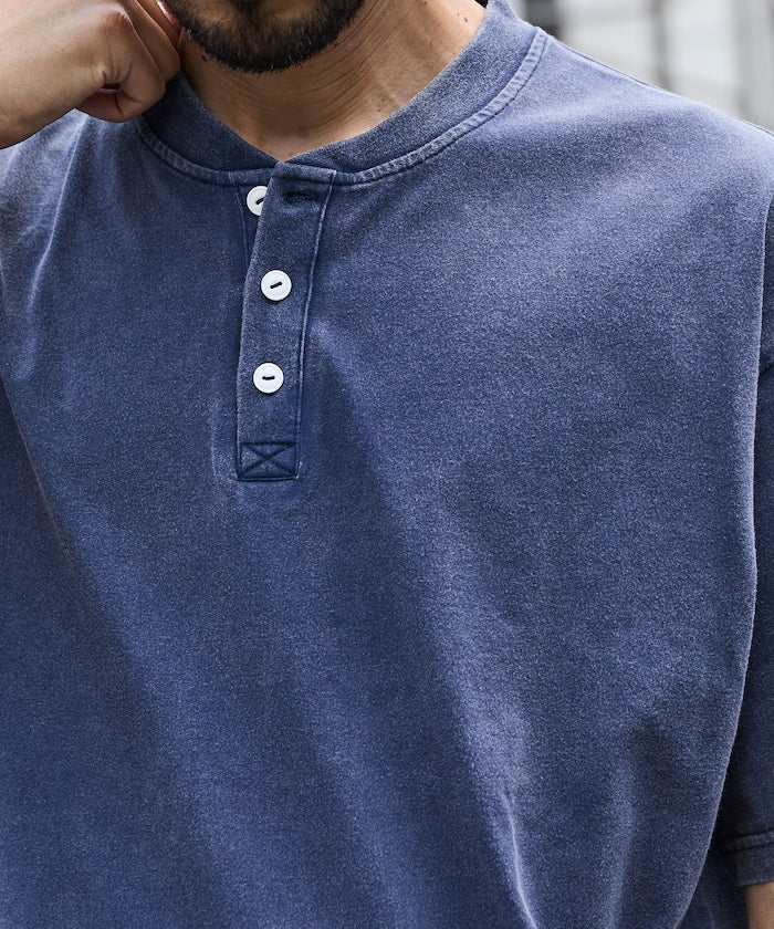 FREAK'S STORE Relaxed fit powdered Henley short sleeve T-shirt 寬版亨利領短袖T恤