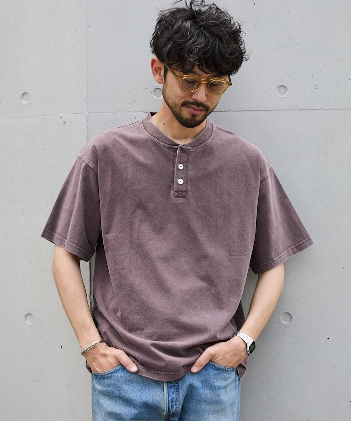 FREAK'S STORE Relaxed fit powdered Henley short sleeve T-shirt 寬版亨利領短袖T恤