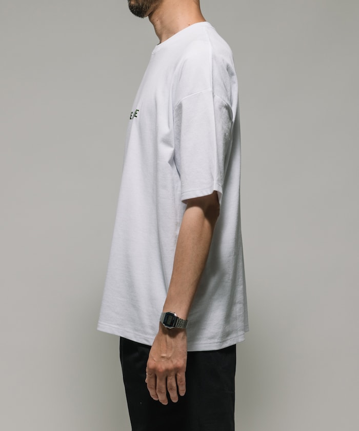 FREAK'S STORE Relaxed Fit Embroidered Logo T-Shirt 簡約LOGO短袖T恤