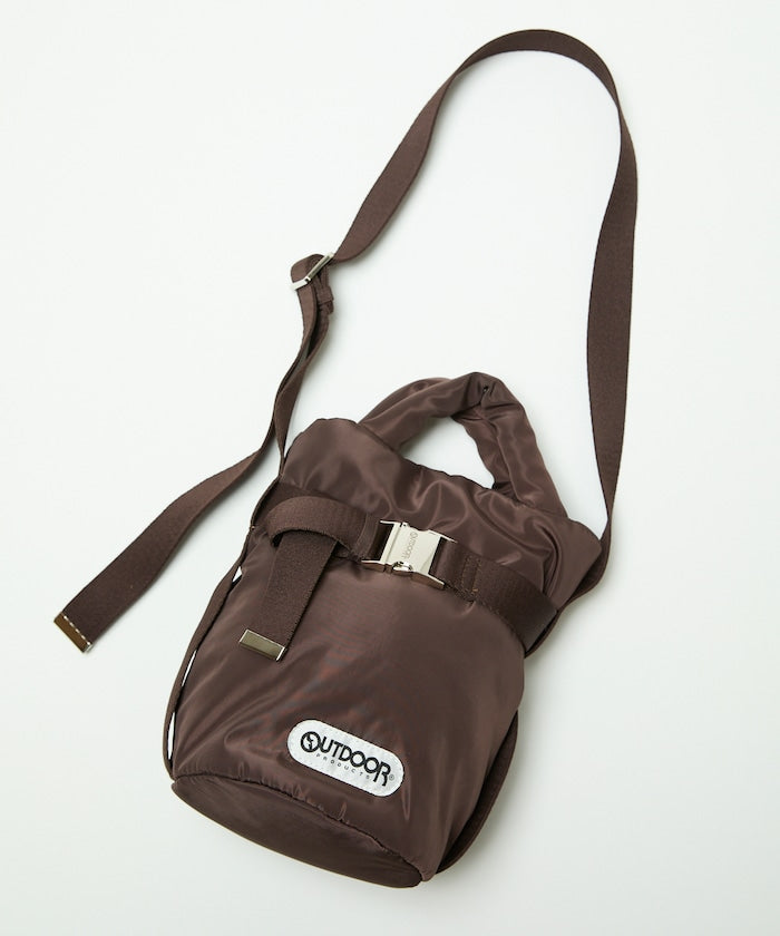 OUTDOOR PRODUCTS x PUBLUX 限定 背帶造型絎縫手提包 XS
