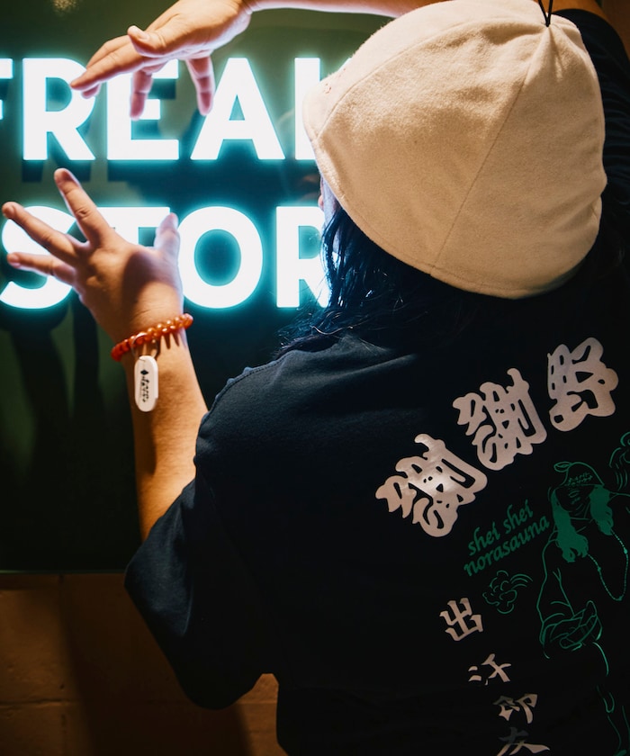 FREAK'S STORE x SAUVENIR All Night Nora Sauna Back Design Short Sleeve T-Shirt 限定 背部設計短袖T恤