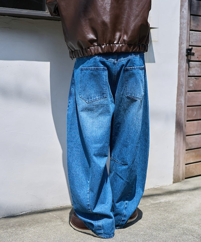 FREAK'S STORE Wide silhouette curved Denim pants 寬鬆繭型牛仔褲【預約商品 | 2025/11下旬出貨】