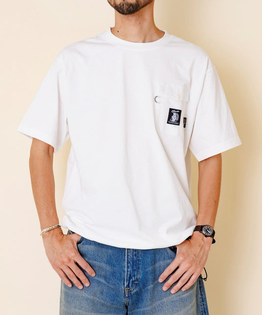 FREAK'S STORE x Cobmaster 訂製品牌標誌口袋短袖T恤