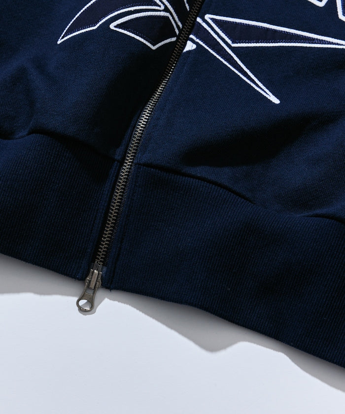 Reebok × NAUTICA 限定 聯名LOGO短版拉鍊連帽外套【預約商品 | 2025/10下旬出貨】