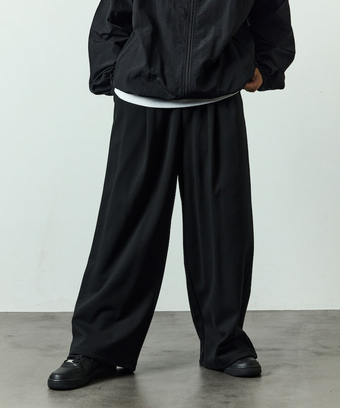 FREAK'S STORE Wide silhouette bonded Pants 休閒運動褲