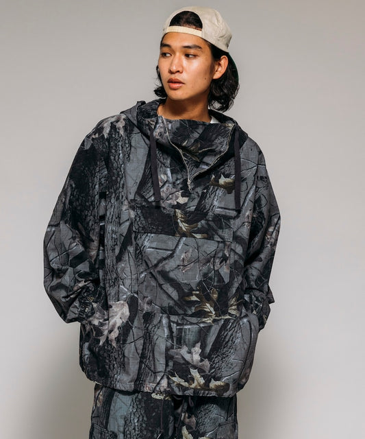 HINSON 限定 寬版迷彩抽繩半開襟拉鍊外套