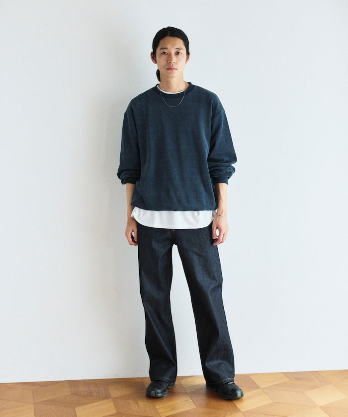 Firsthand Relaxed Fit Spindle Cutout Tops 寬版圓領大學T