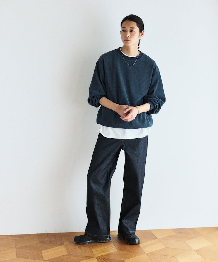 Firsthand Relaxed Fit Spindle Cutout Tops 寬版圓領大學T