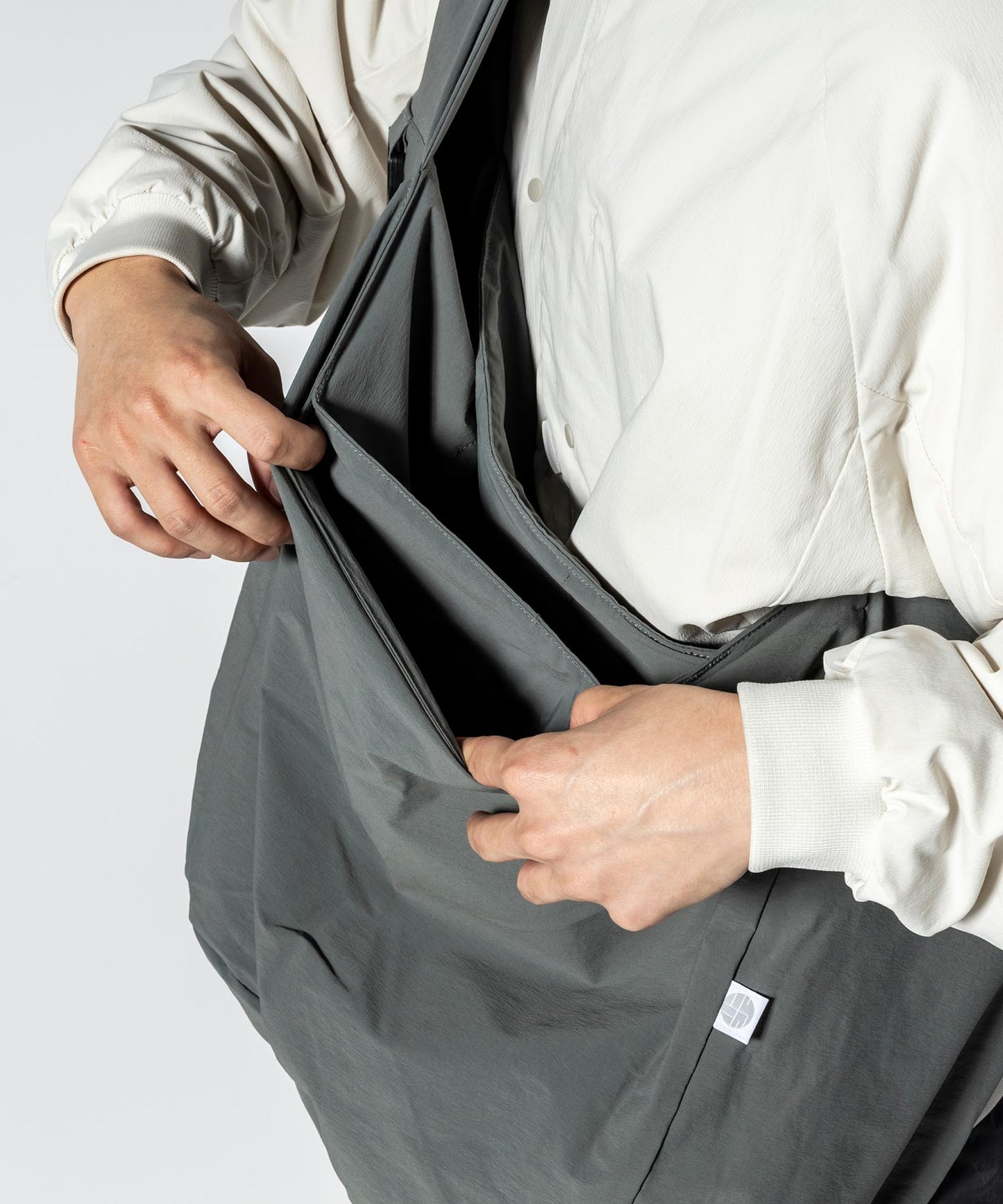 alk phenix Furoshiki Karu-Stretch Taffeta II 斜背包