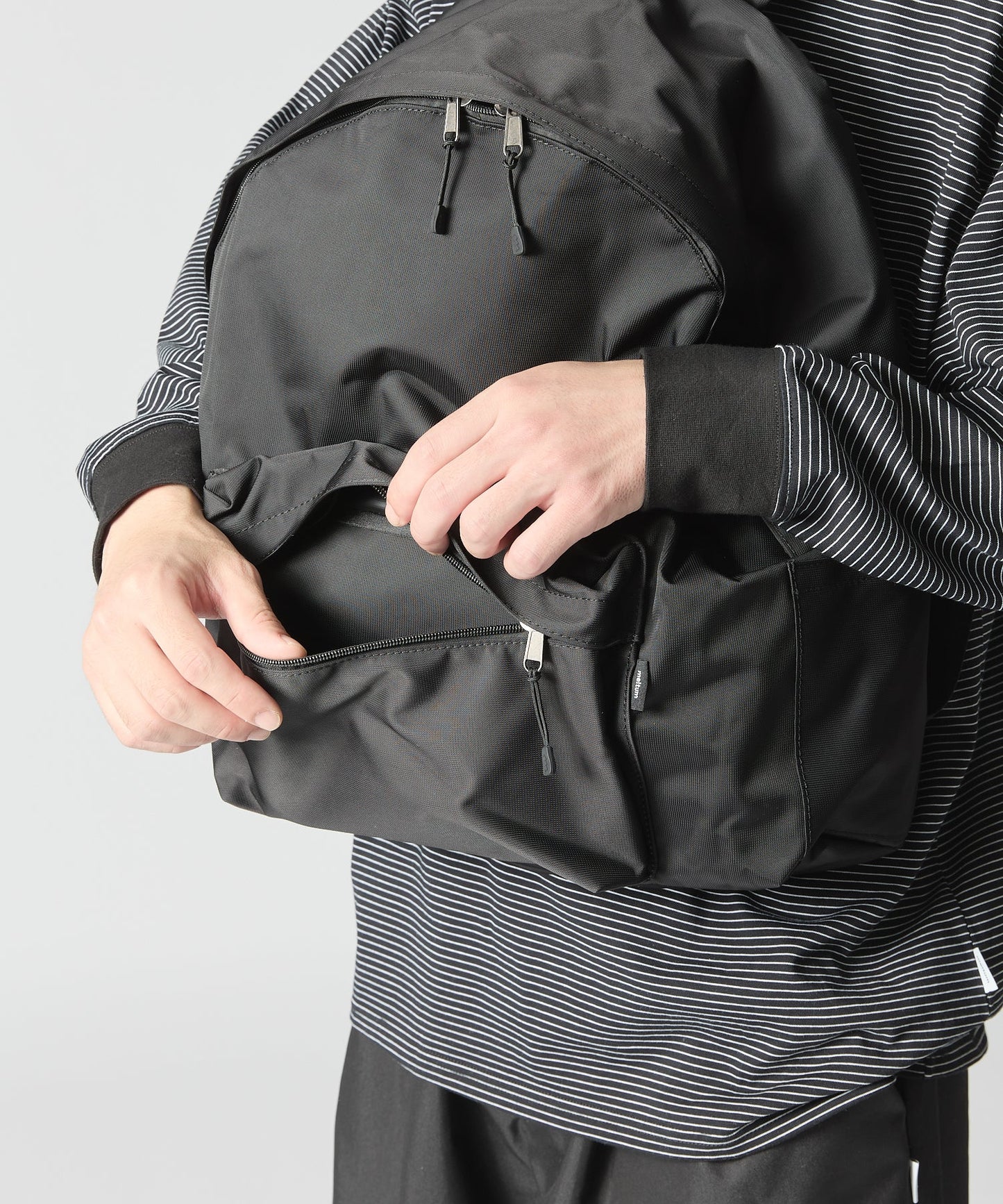 meltum NYLON BACK PACK 尼龍後背包