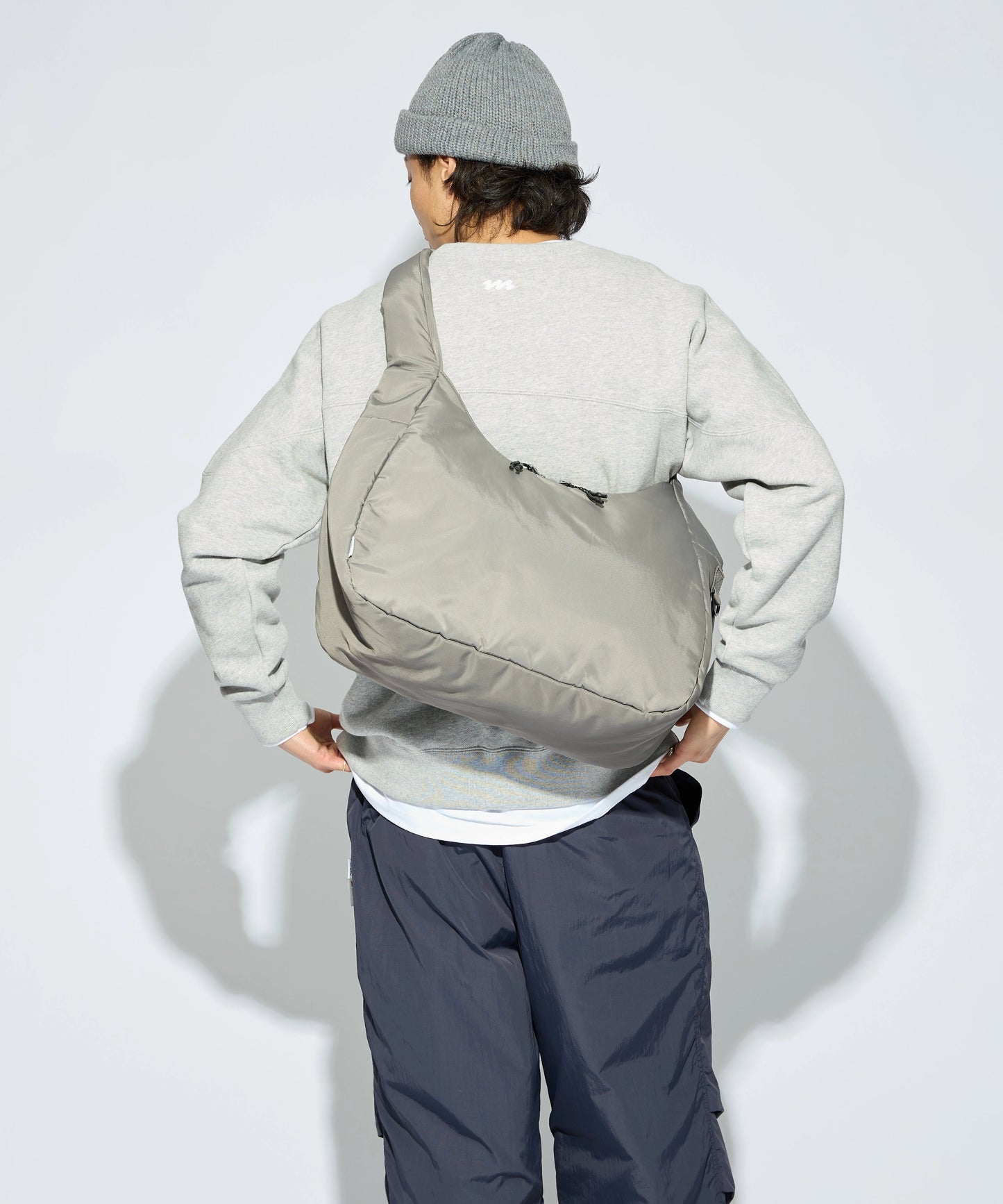 meltum SOFT SHELL MESSENGER BAG 軟殼斜背郵差包
